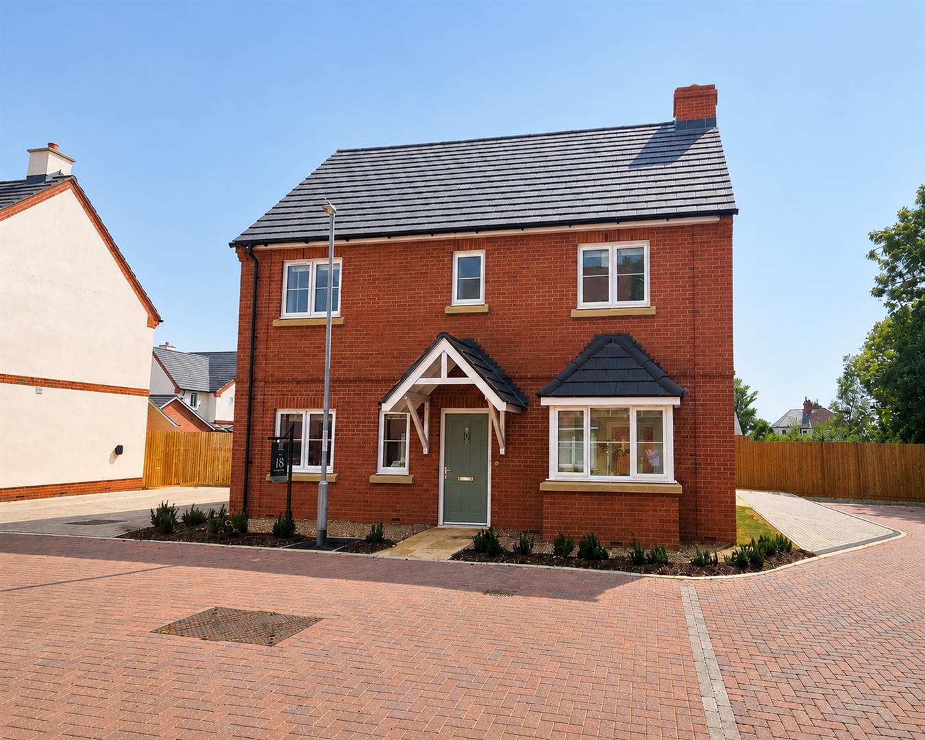 4 bed property in Hayle Field, Thurleigh